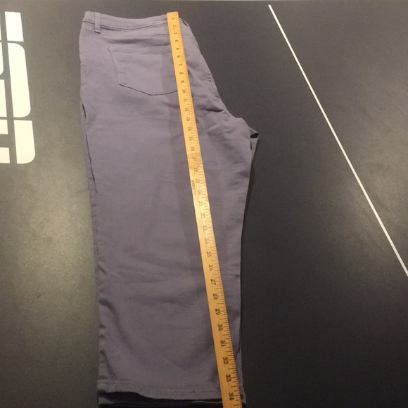 Bandolino capri super stretch pants.Last price! - Picture 5 of 5